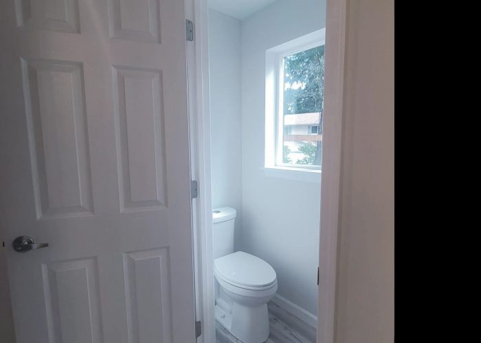 Toilet Alcove